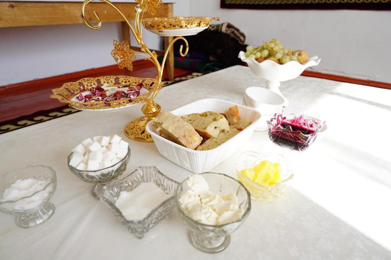 Guest House Bereke In Kyzart Village Bagysh المظهر الخارجي الصورة