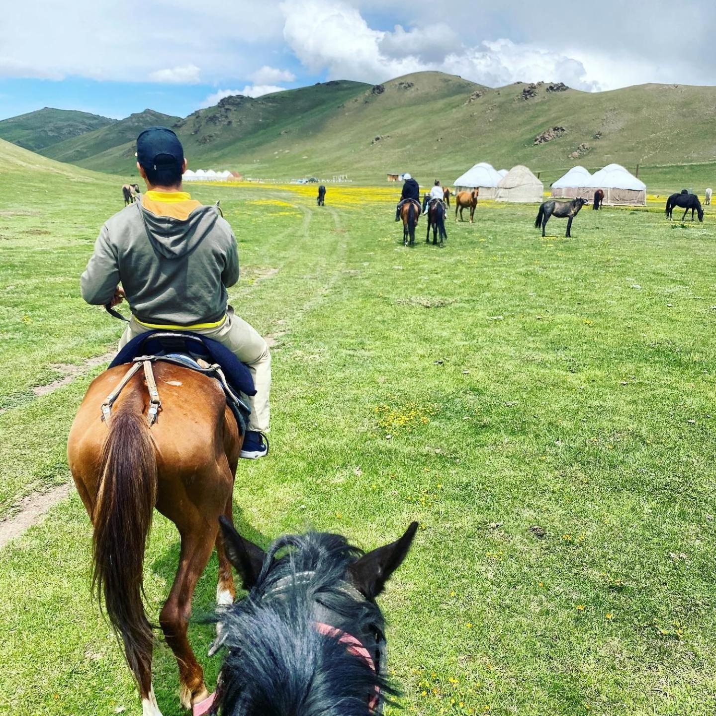 Guest House Bereke In Kyzart Village Bagysh المظهر الخارجي الصورة