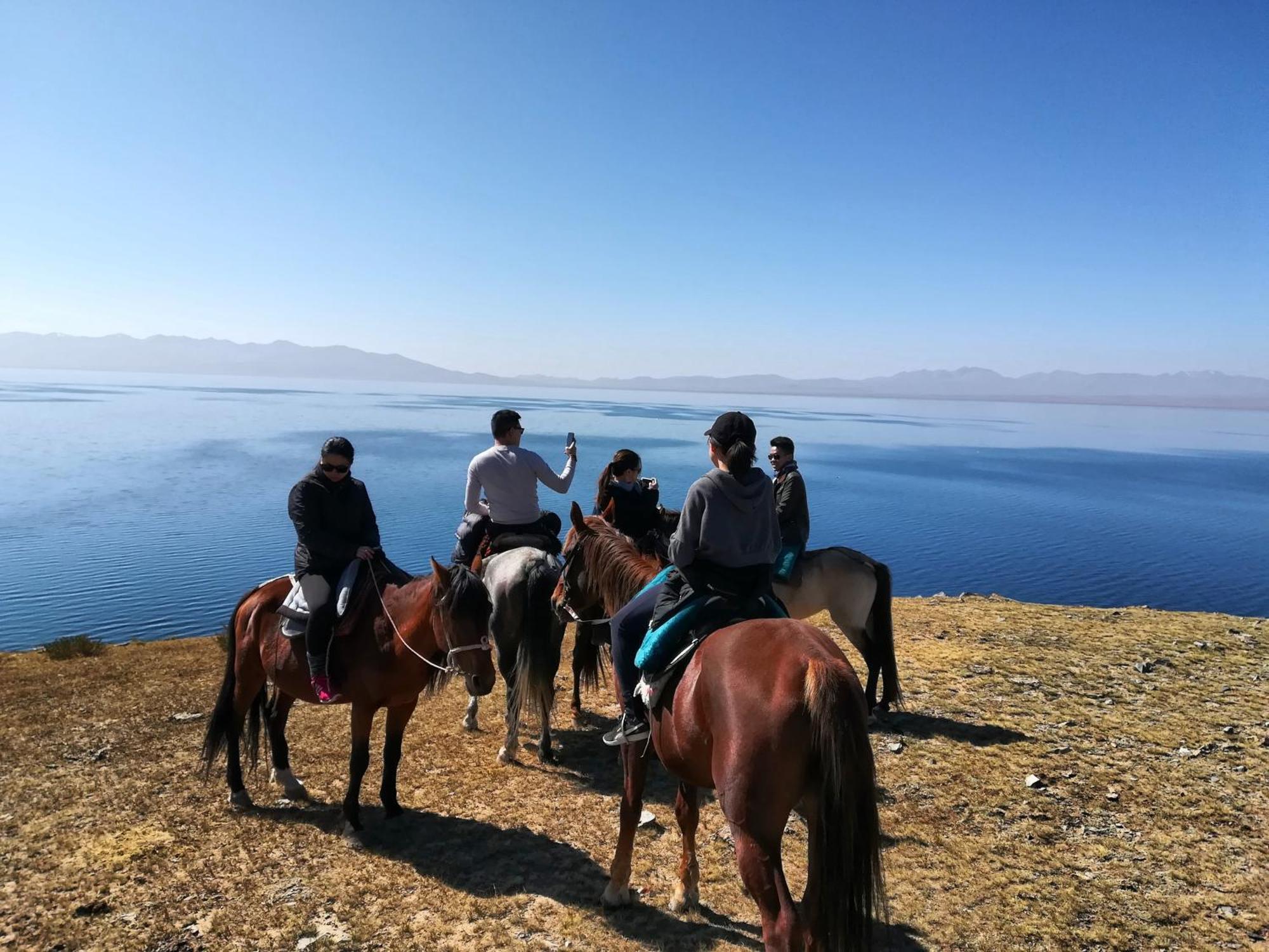Guest House Bereke In Kyzart Village Bagysh المظهر الخارجي الصورة