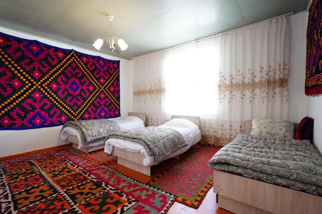 Guest House Bereke In Kyzart Village Bagysh المظهر الخارجي الصورة